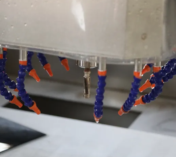 Автоматска CNC машина за сечење стакло за изолационо стакло